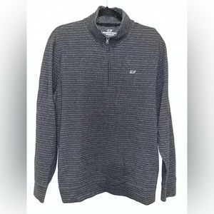 Vineyard Vines 1/4 Zip-Up, Medium.